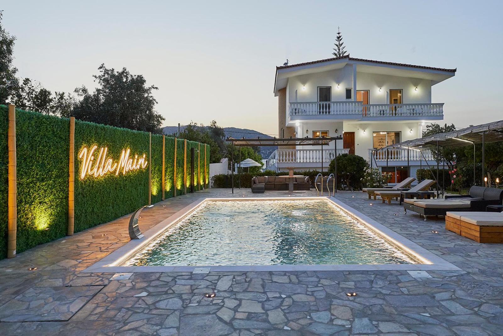 Villa Mairi - 2 Private Pools & Game Room Near Athens Salamís Eksteriør billede