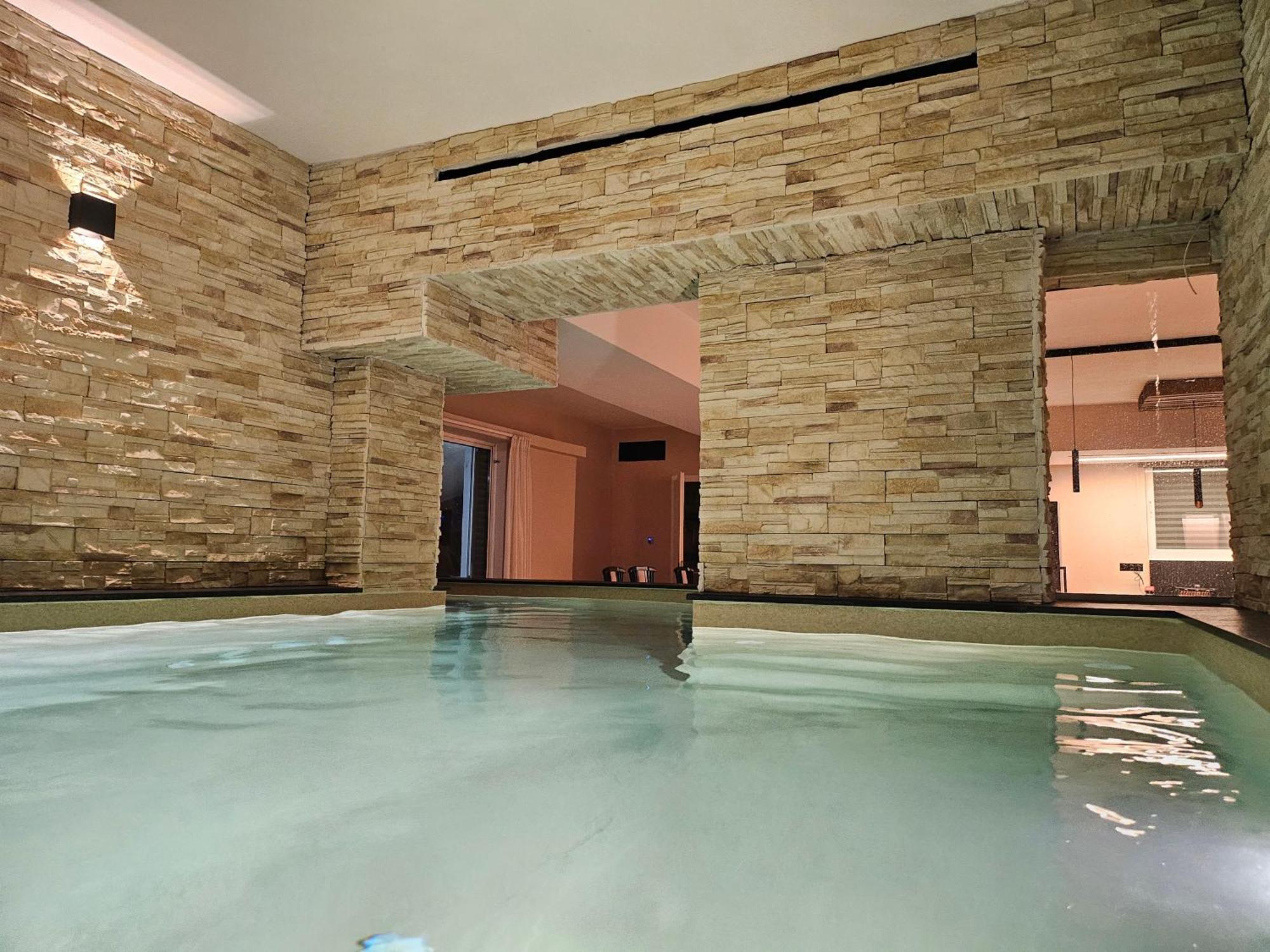 Villa Mairi - 2 Private Pools & Game Room Near Athens Salamís Eksteriør billede