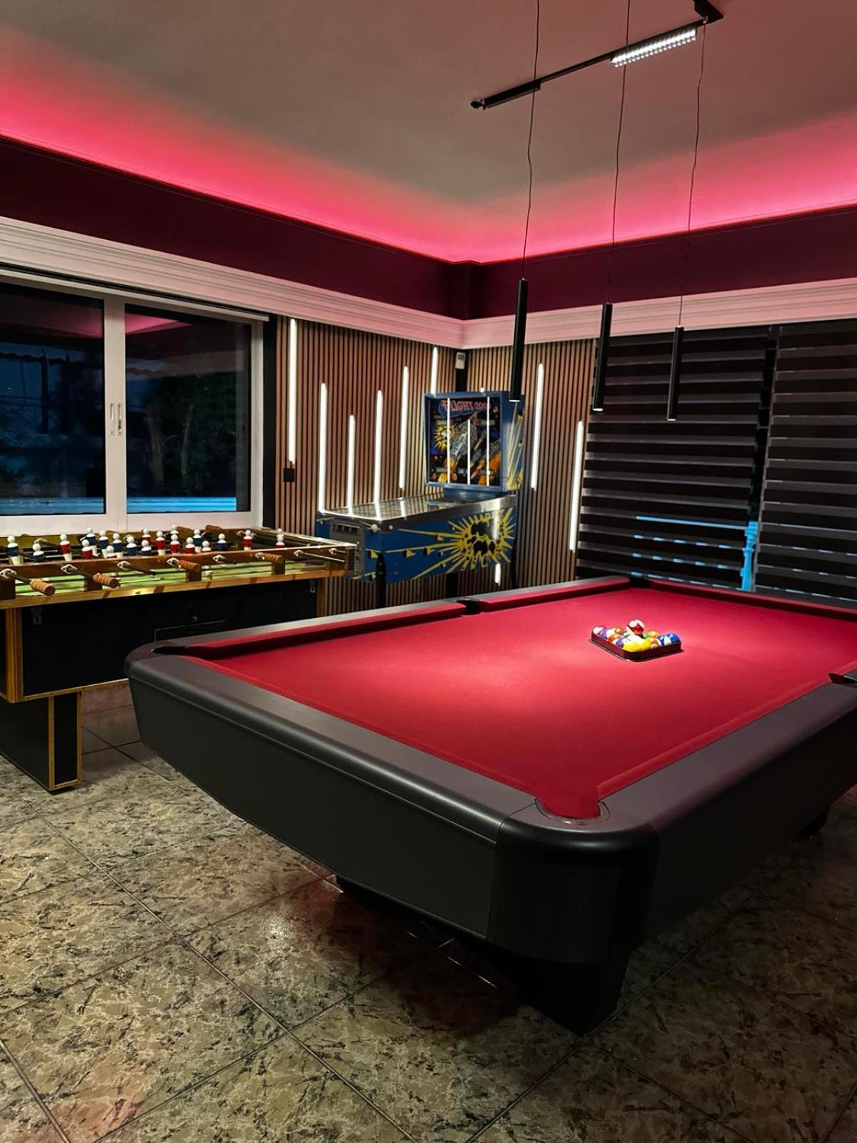 Villa Mairi - 2 Private Pools & Game Room Near Athens Salamís Eksteriør billede
